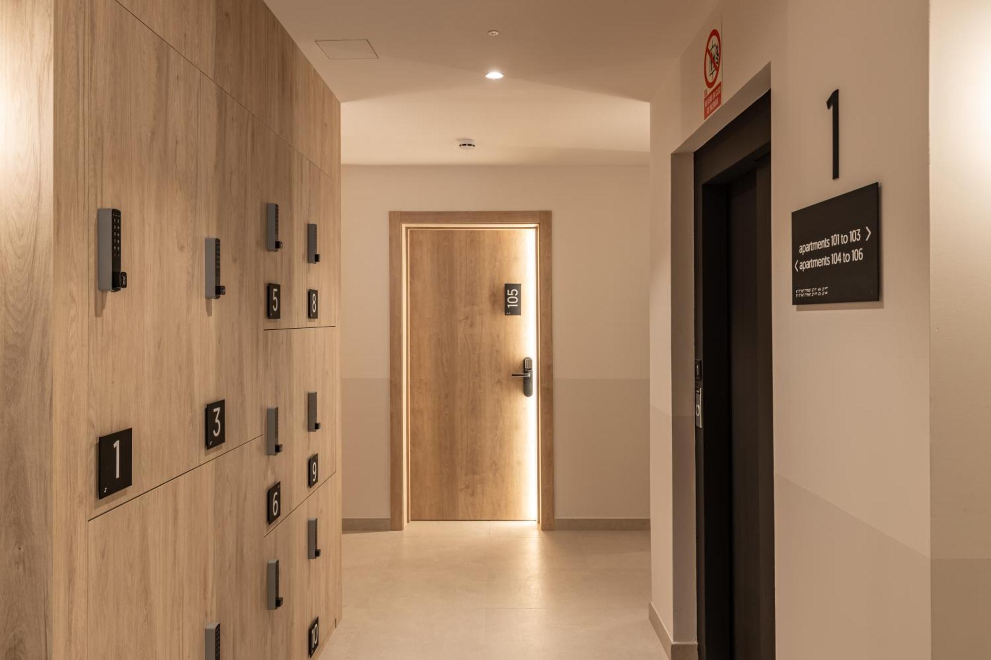 Libere Malaga Trinidad公寓 外观 照片